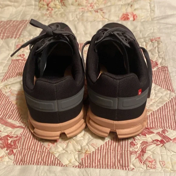 ON Cloud X Sneaker Women’s Tennis Shoes size 9.5 - Picture 3 of 7